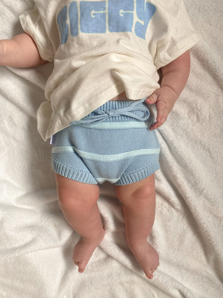 BLOOMERS | BLU
