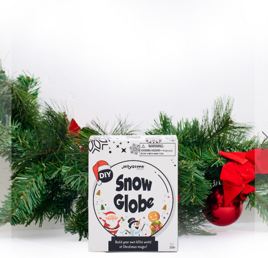DIY Christmas Snow Globe