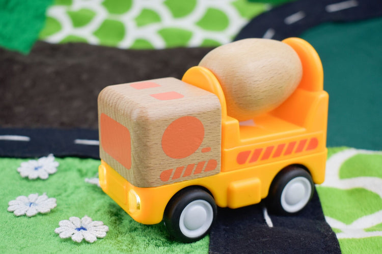 Wooden Friction Truck Concrete Mixer With Sound And Light
