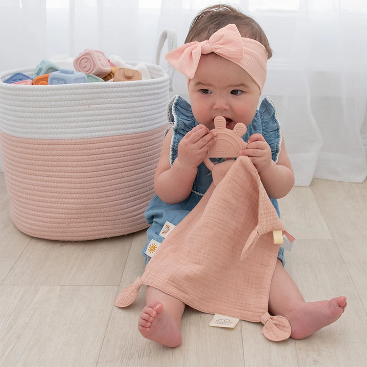 Silicone Muslin Comfort Teether