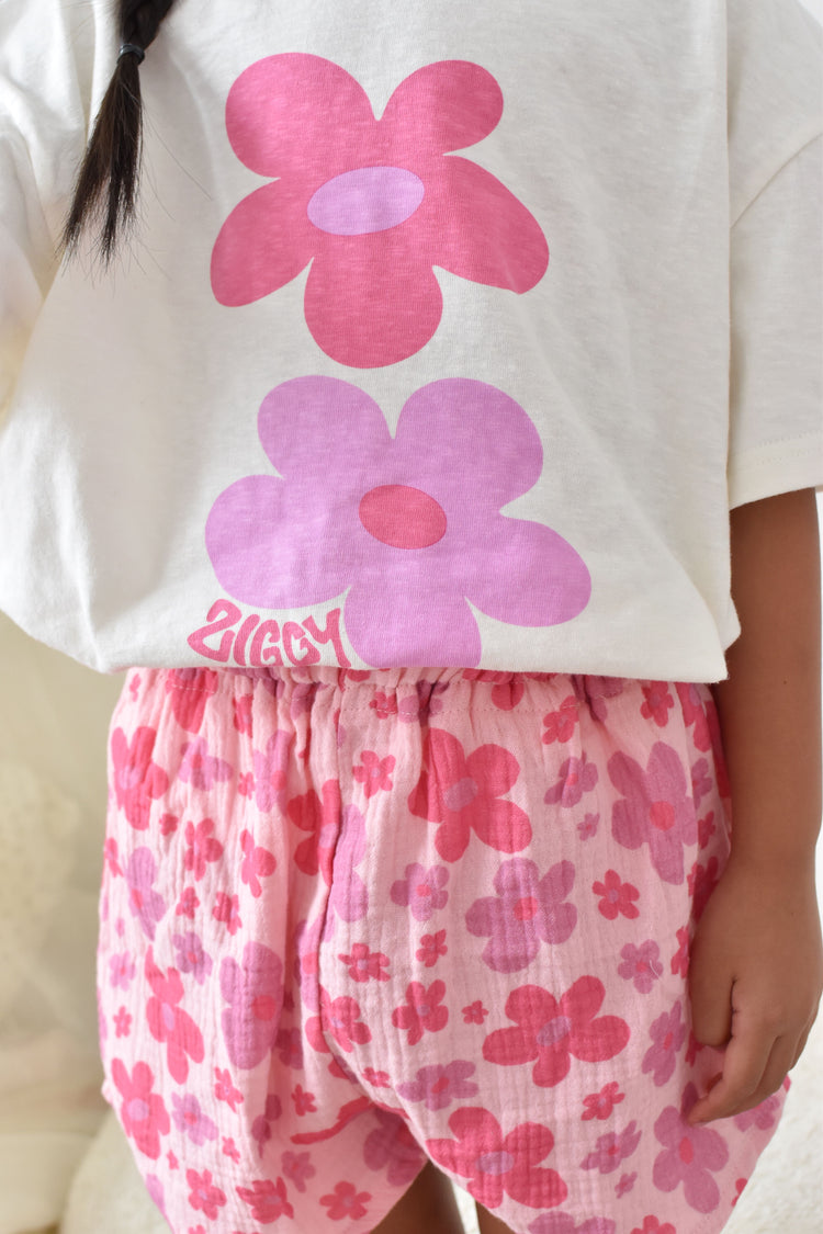 SHORTS | CORA